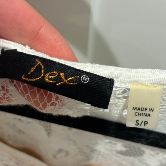 Dex Cream Lace Dress - Picture 3 of 3